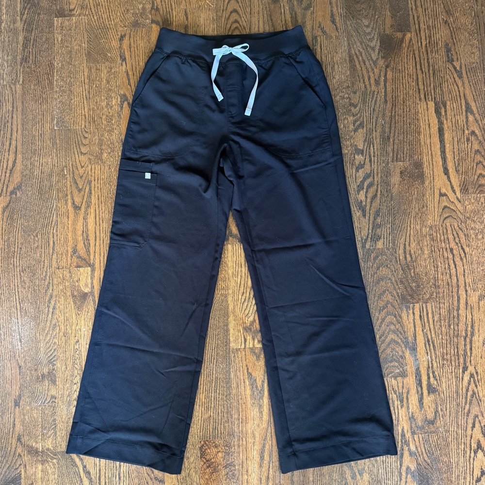 Figs Black Isabel High Waisted Scrub pants
